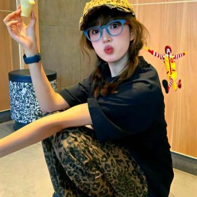 母乳有限公司 封面